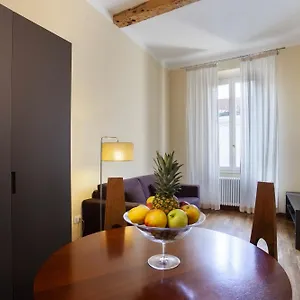 Roma 6.3 E I Banchieri Apartment